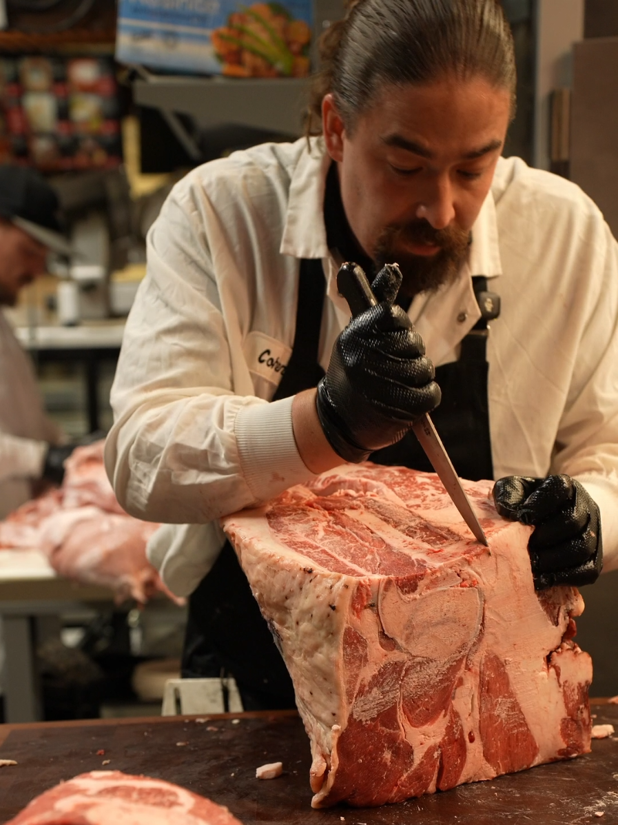 @Knifewear