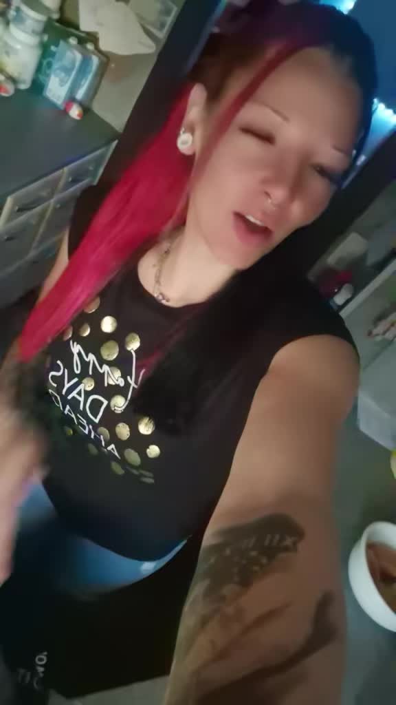 @ℕ_𝕚𝕚𝕜𝕖 💎