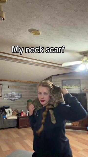 @Blondie