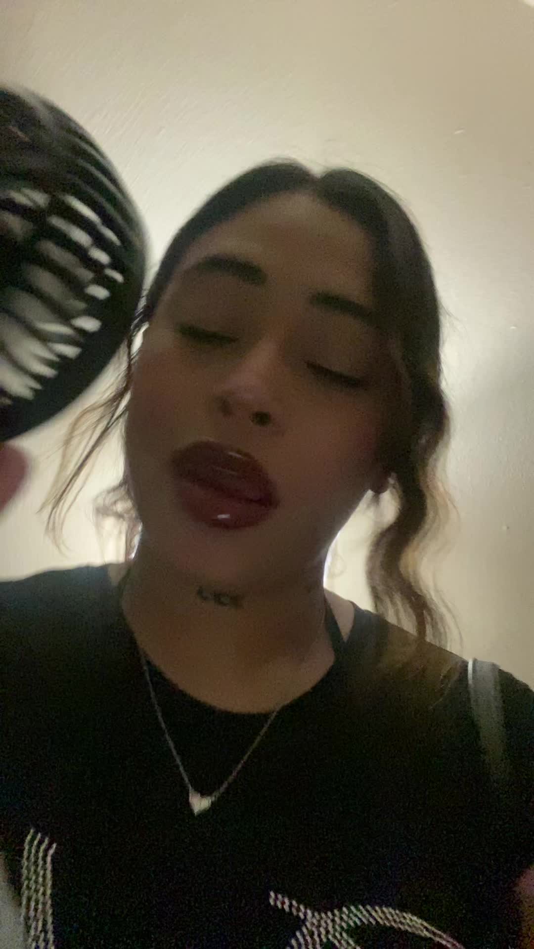 @zaa.ylla