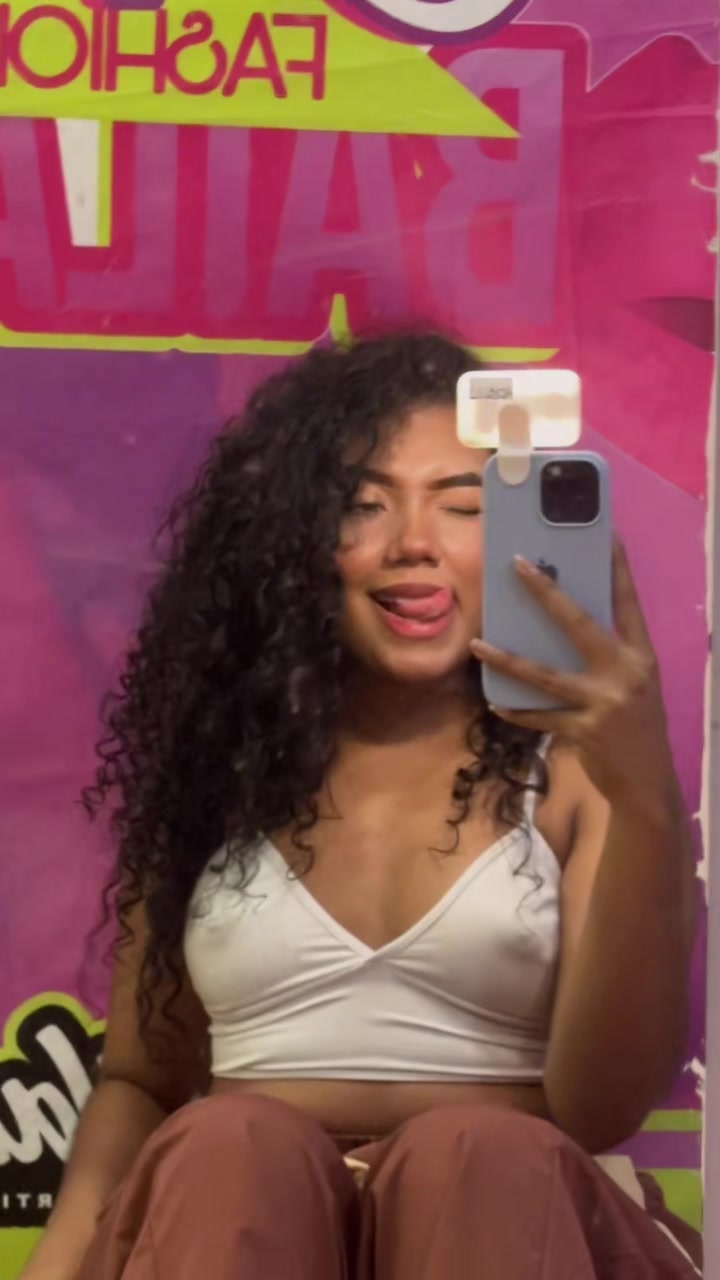 @gloriamedinaa2