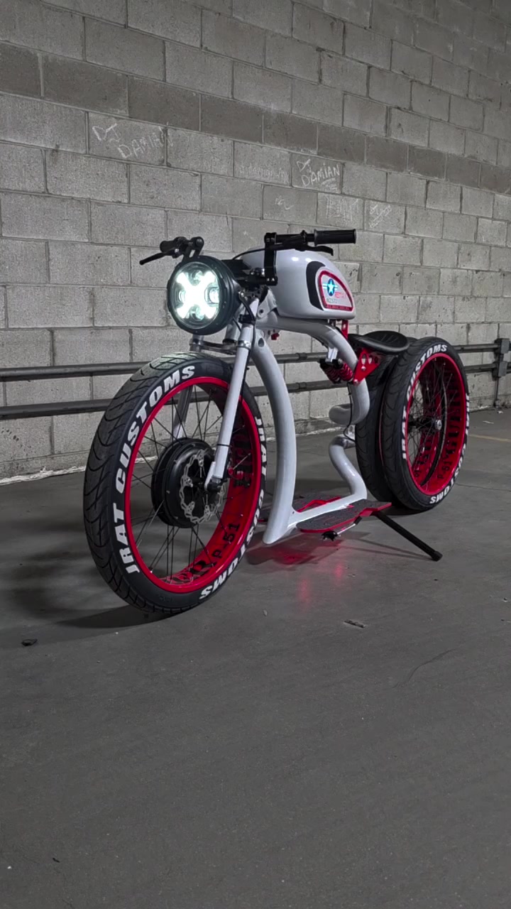 @Jrat Custom E-Bikes
