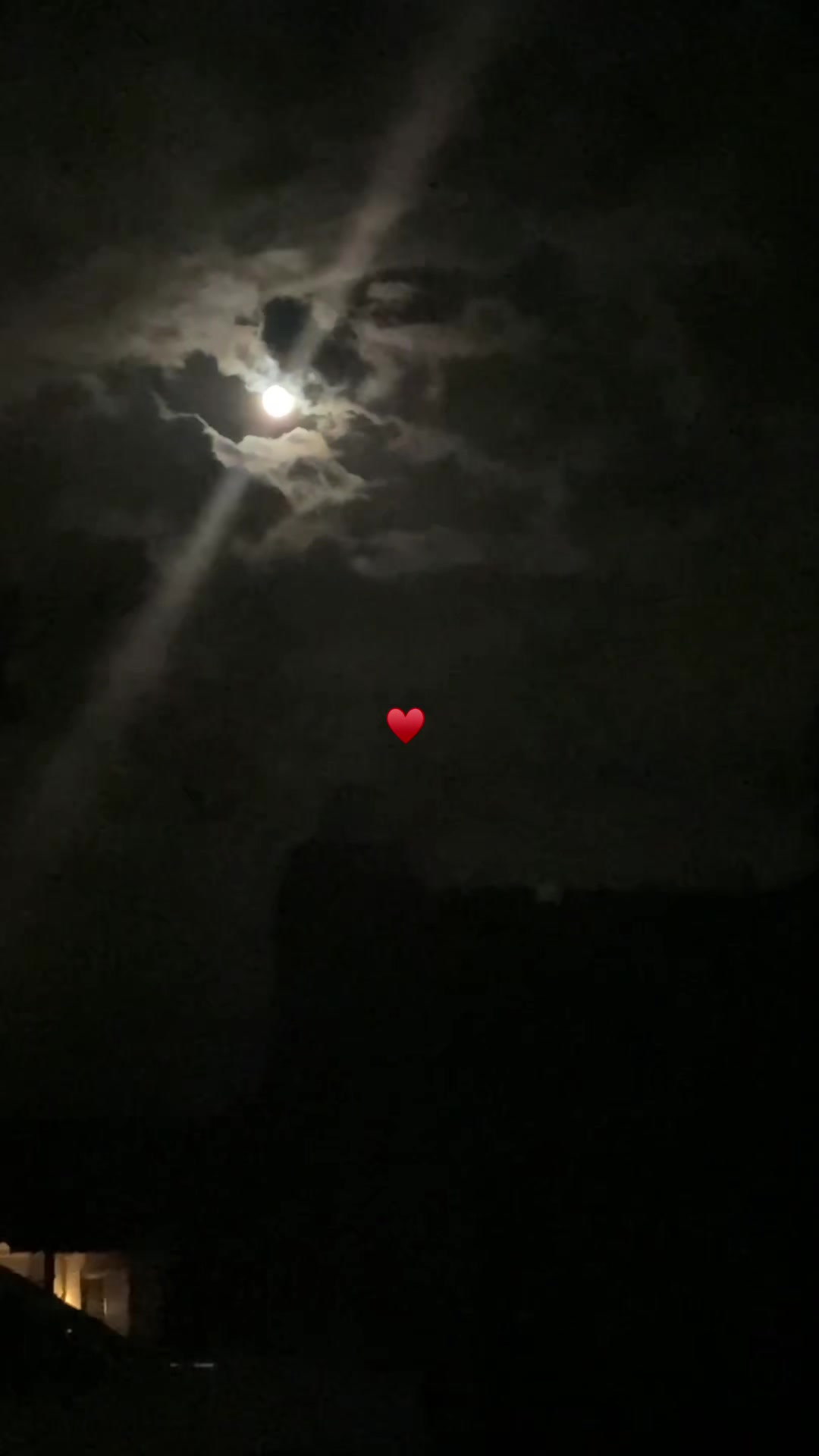 @𝒜𝓃𝒶𝒷𝑒𝓁 𝒢𝓊𝓏𝓂𝒶𝓃