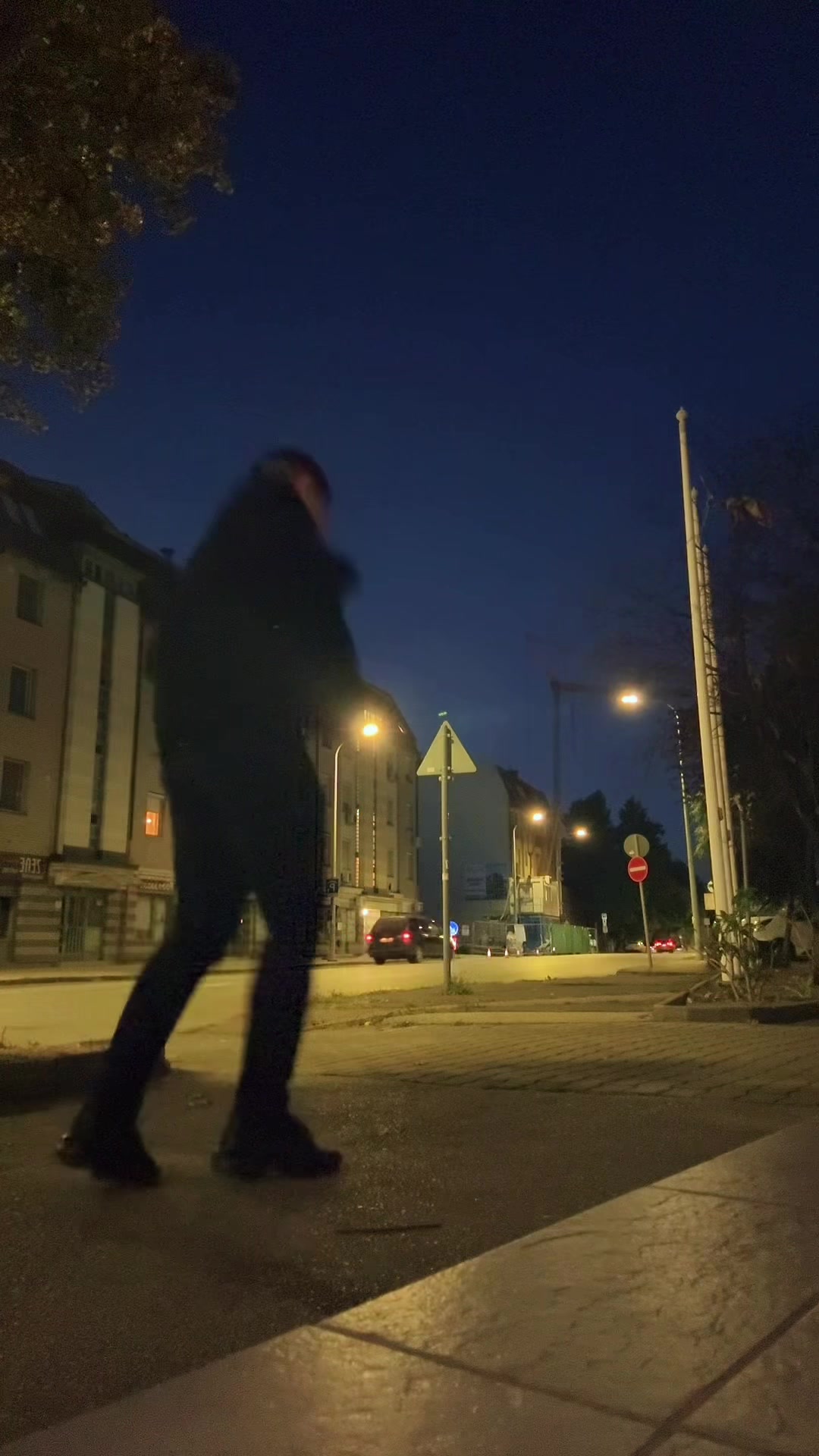 @ <•••> 🦅H U L I G Á N 🦅