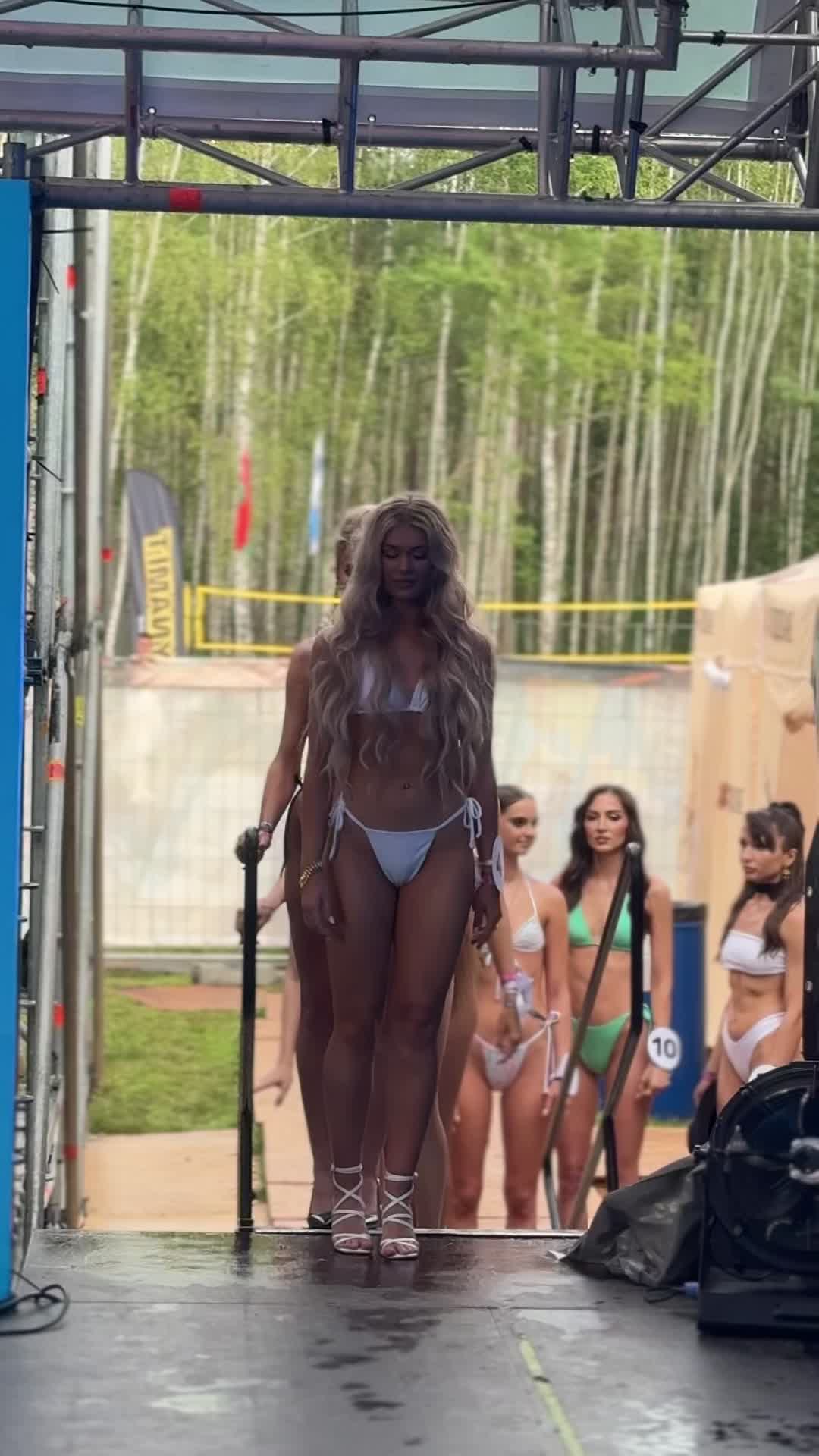 @Поля