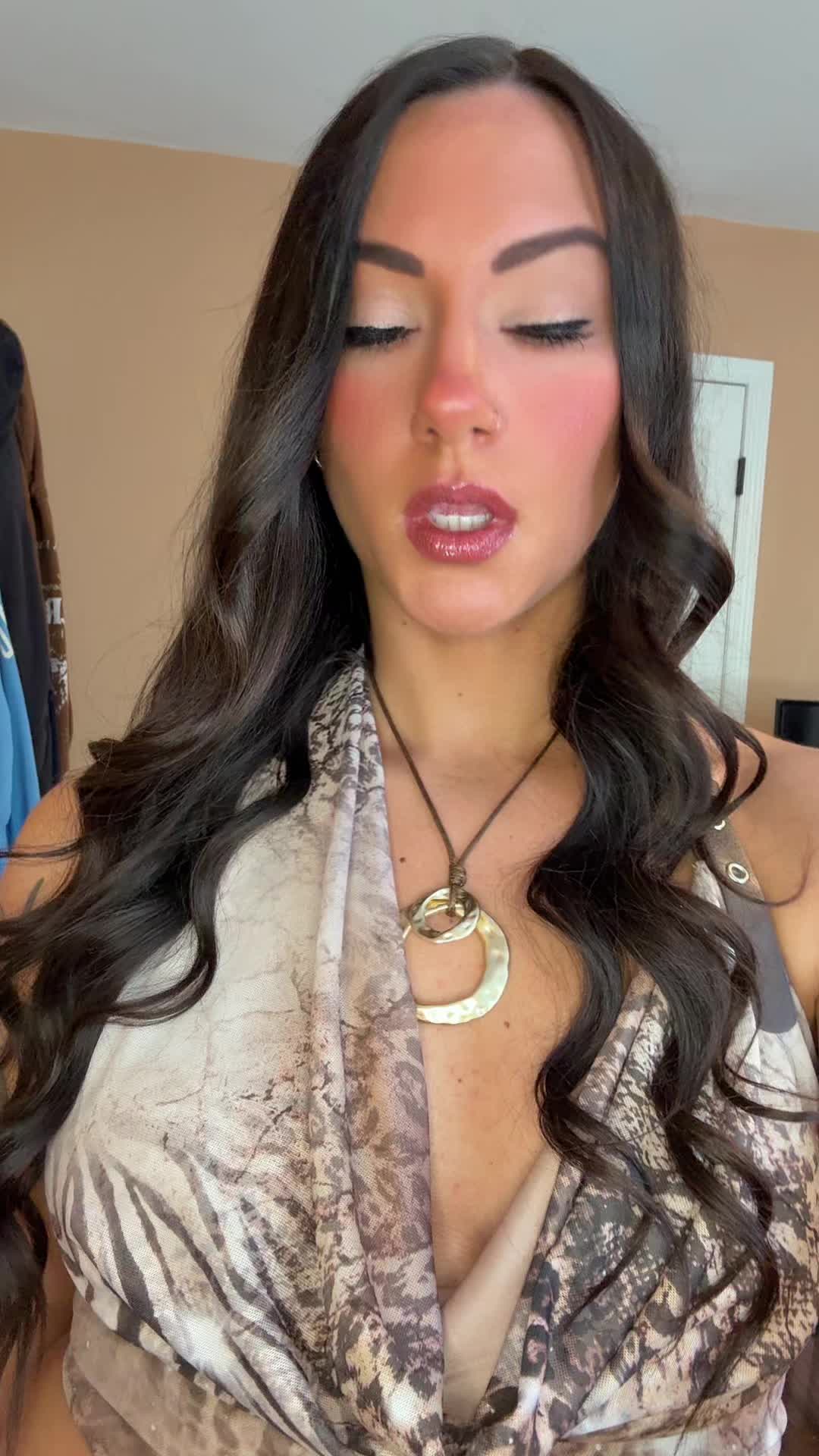 @Alexa🌹