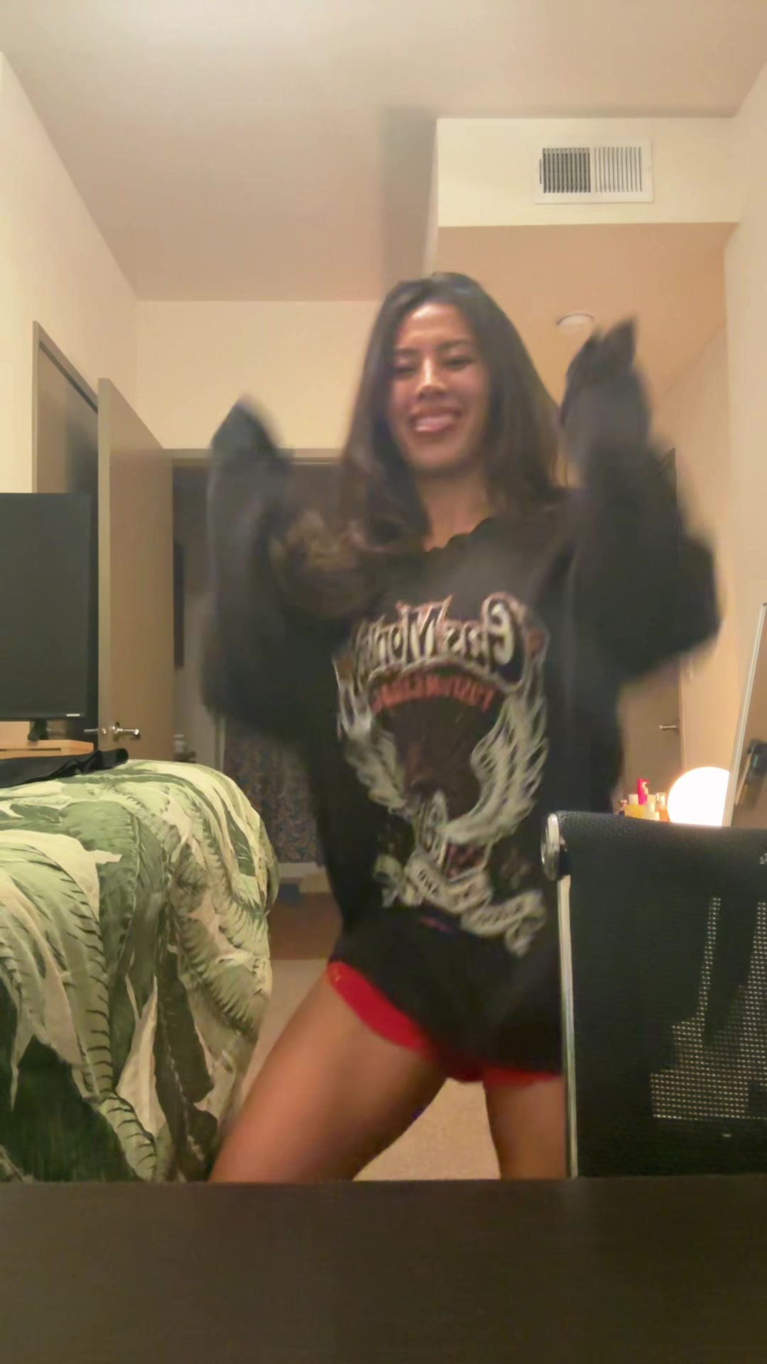 @Jasmine 🤡🤫
