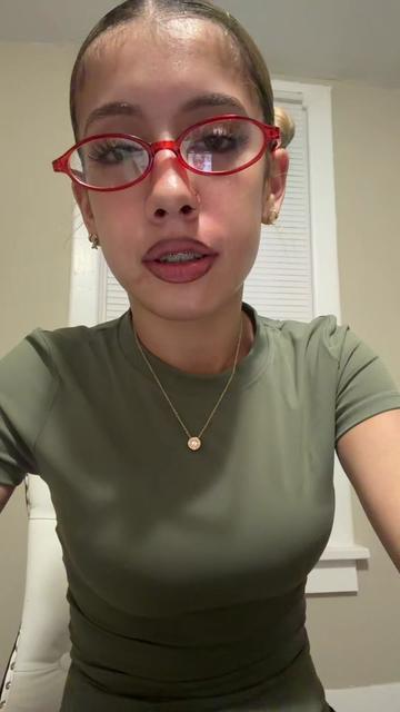 @️