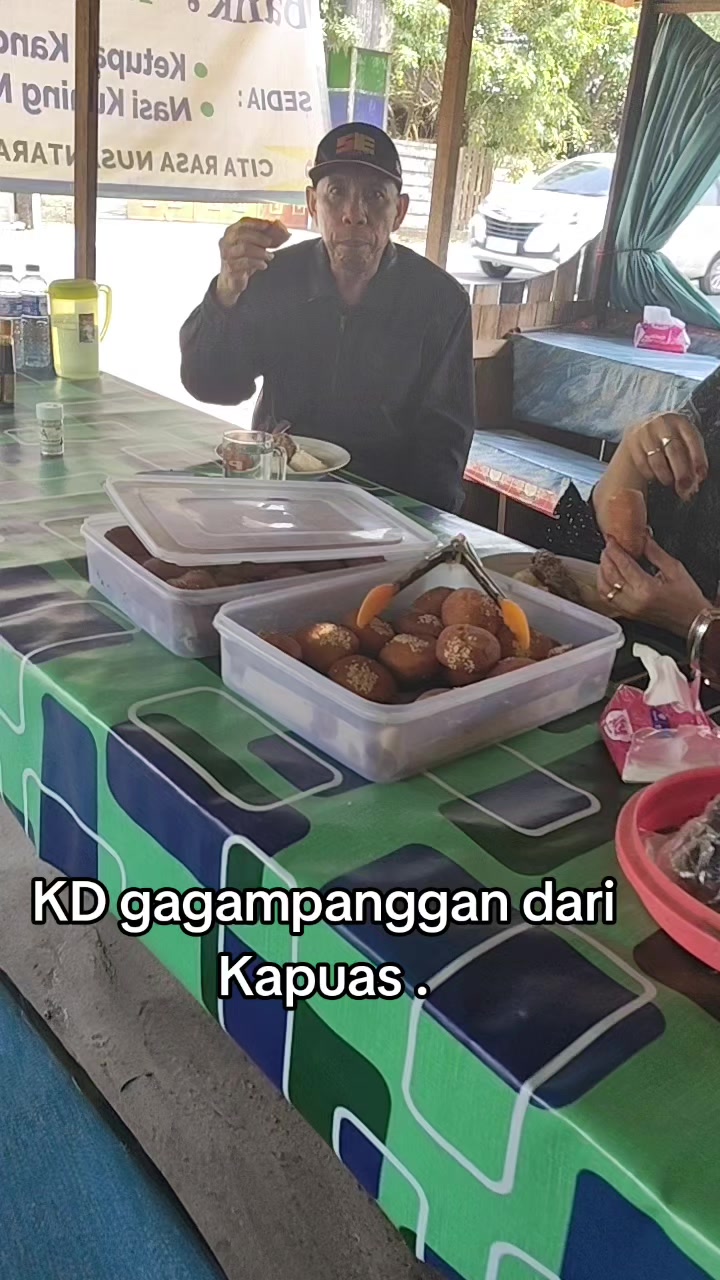 @warung katupat acil ella