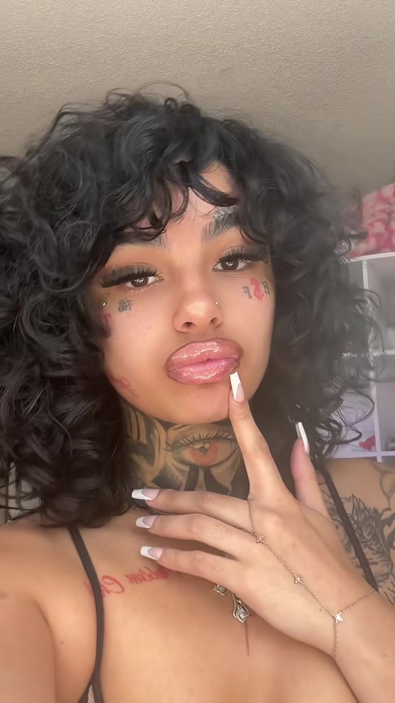 @skrilladoll1