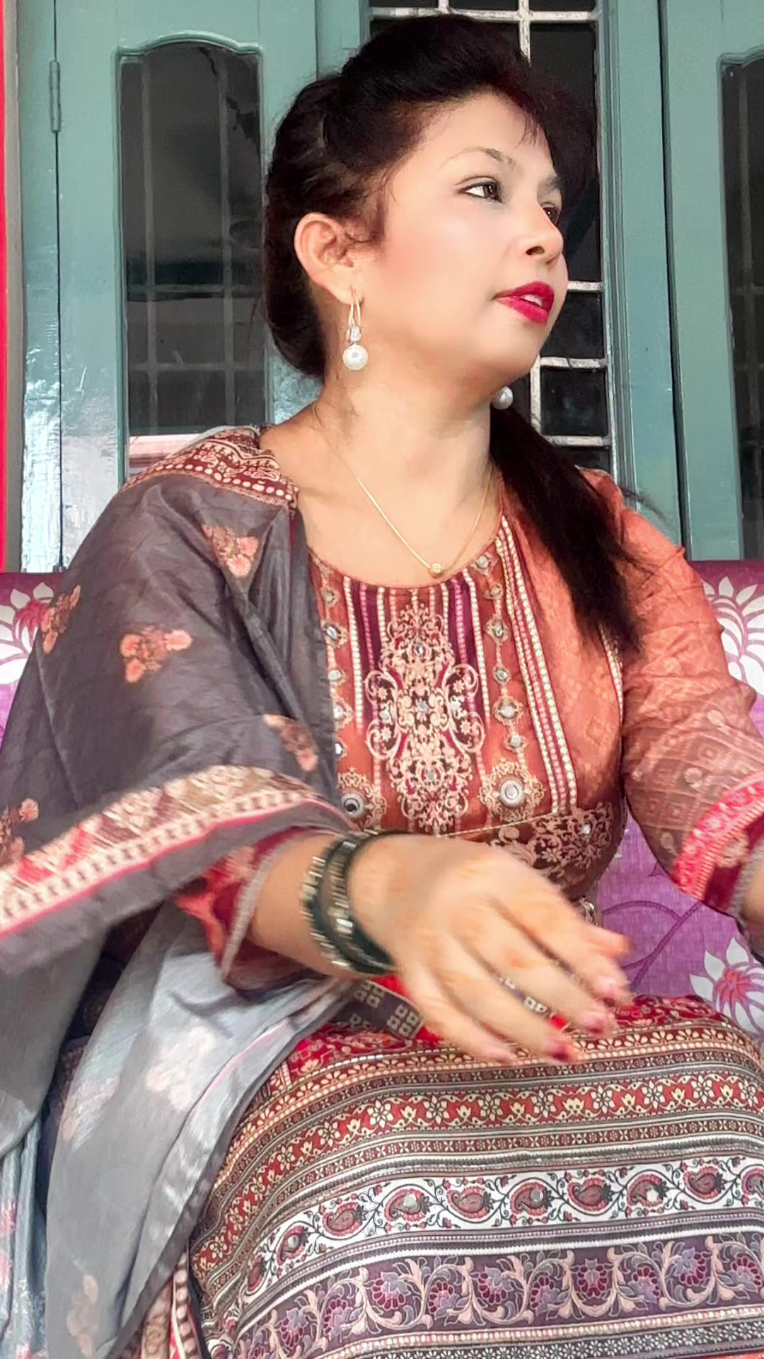 @👑Mishra_Queen👑