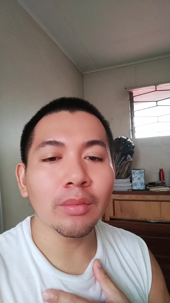@Adrian pogi 18 ❤❤❤