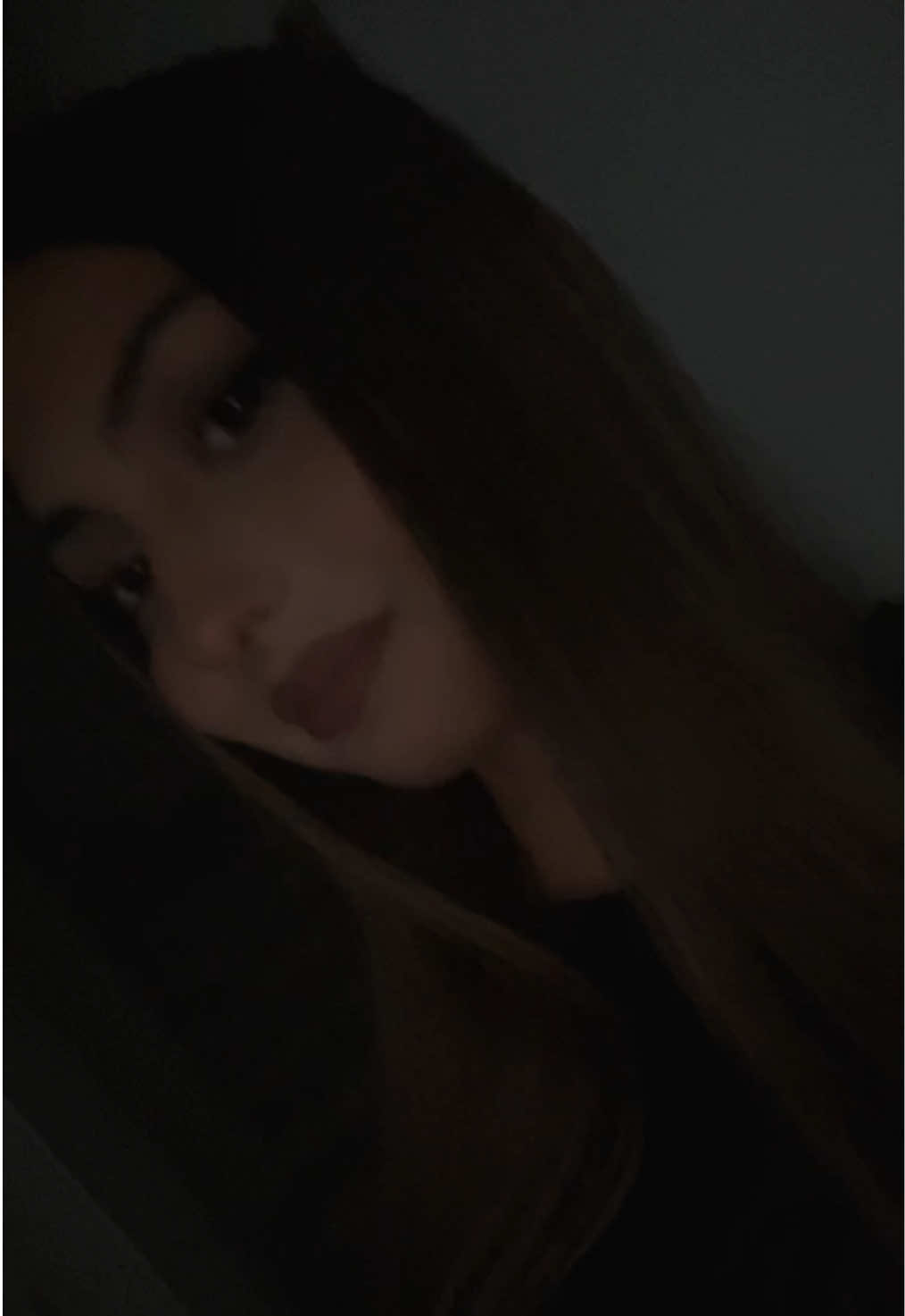 @𝓪𝓾𝓻𝓸𝓻𝓪