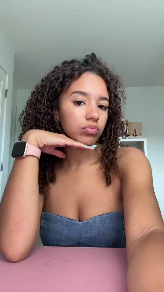 @Madi🌺