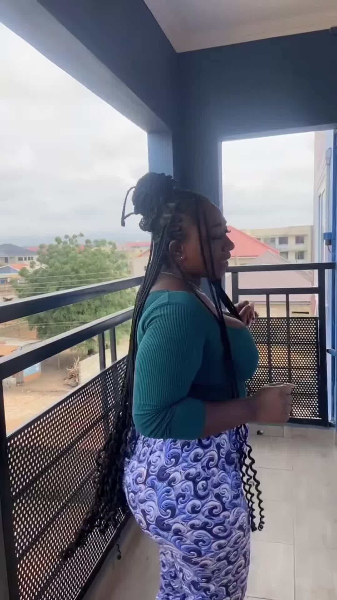 @Nana Yaa
