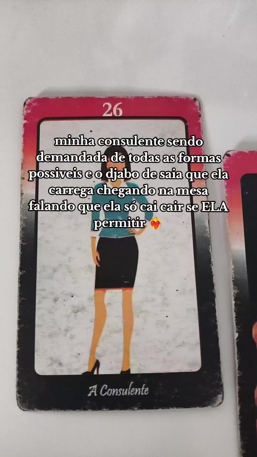 @leeh | Cartomante & bruxa