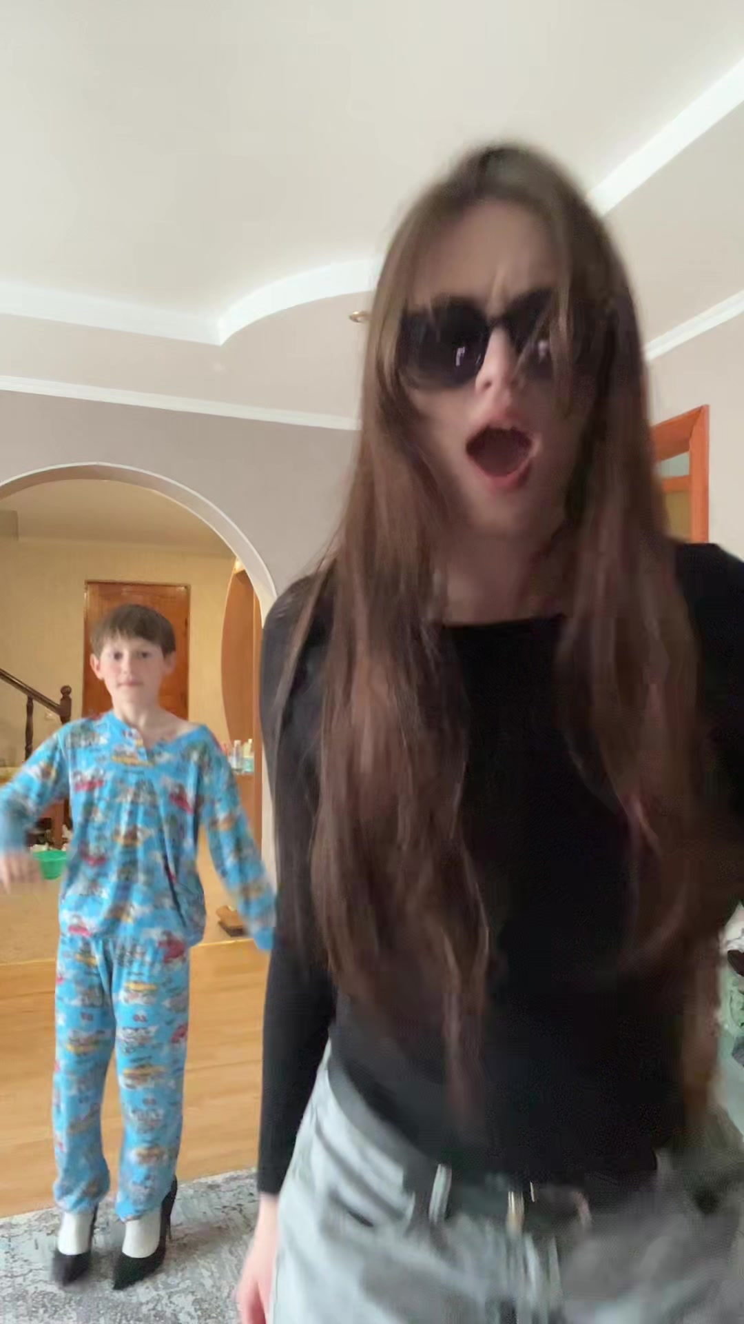 @кровать