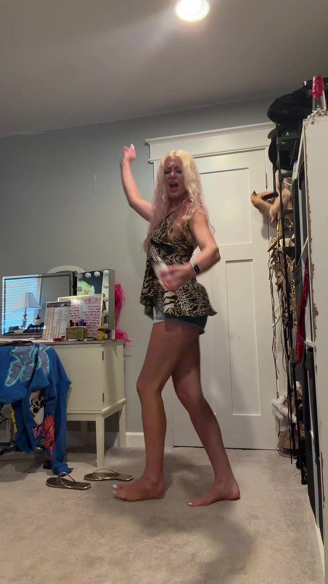 @Liv