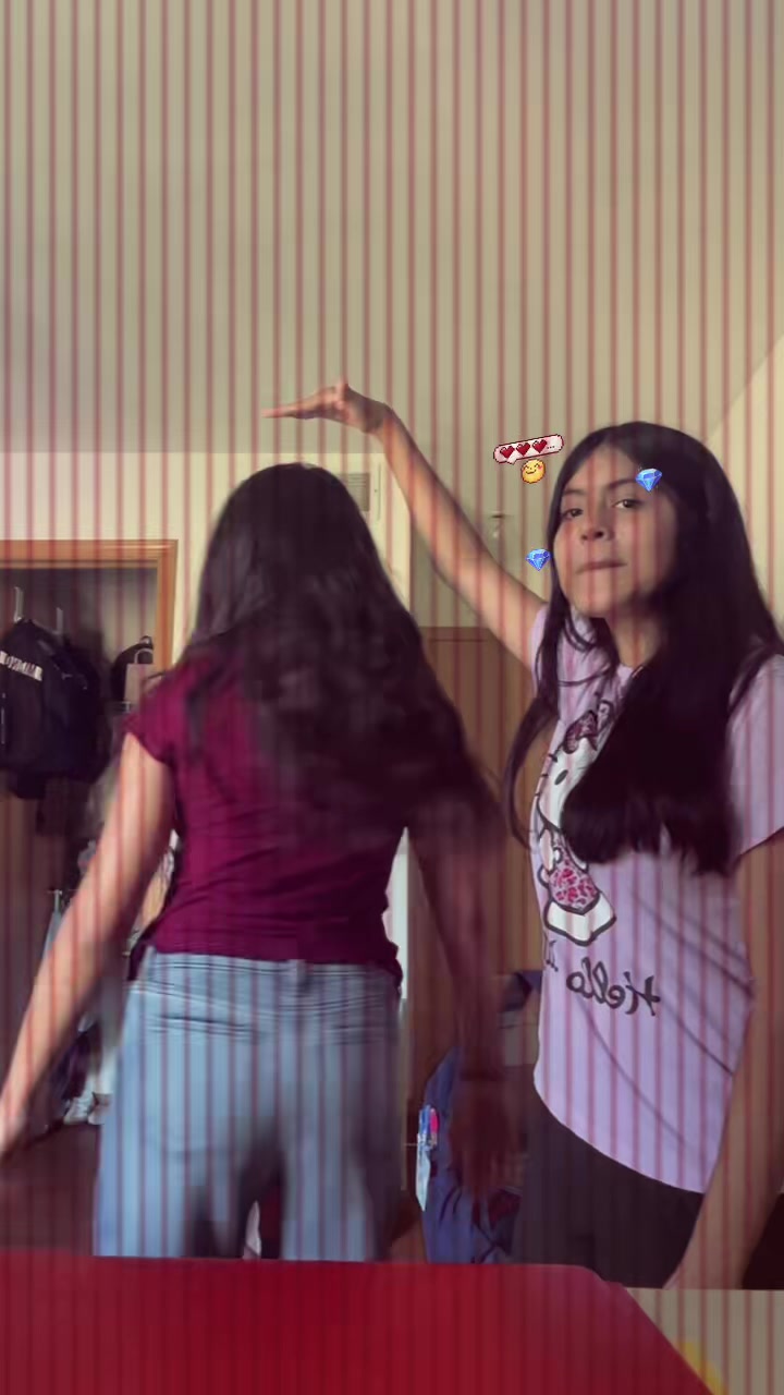 @𝓜𝓲𝓻𝓮𝔂𝓪 🫐🐜