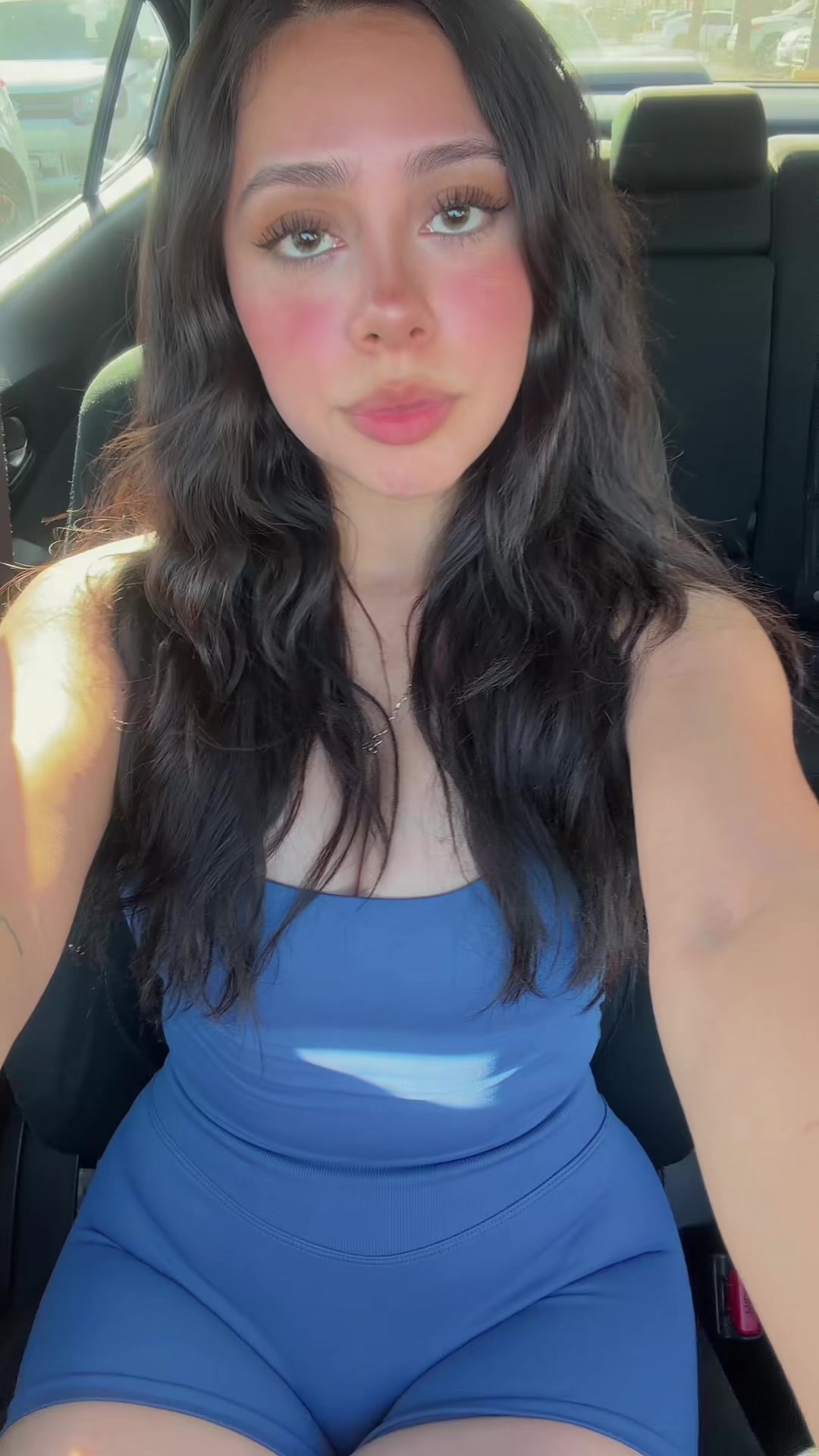 @Sara María
