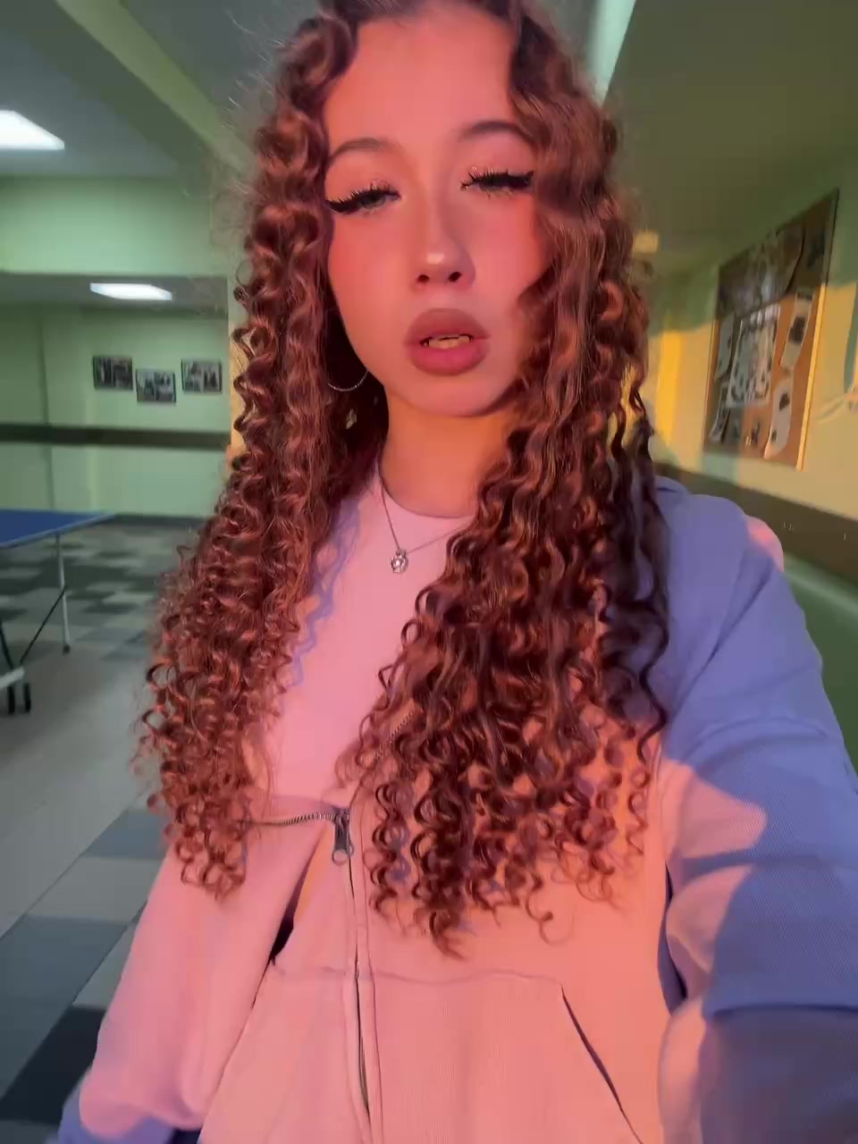 @…