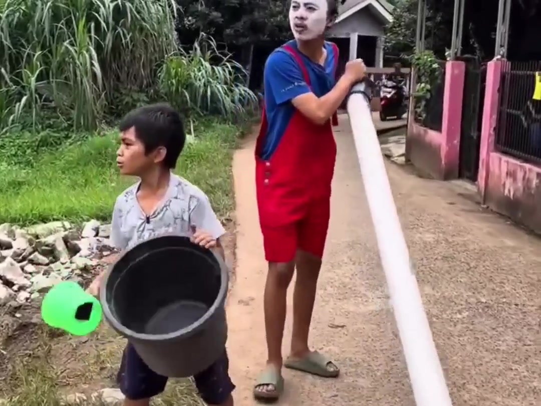 @tienleef1pdp8