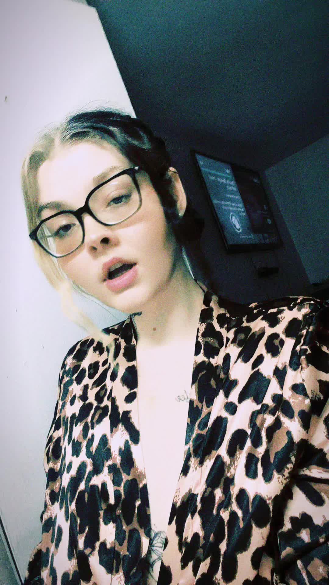 @Cara 🌸