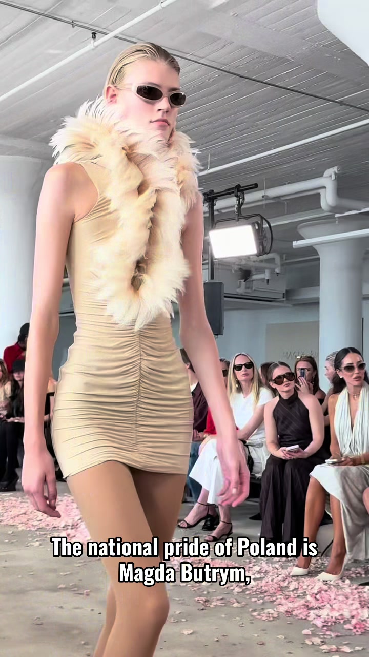 @ideservecouture