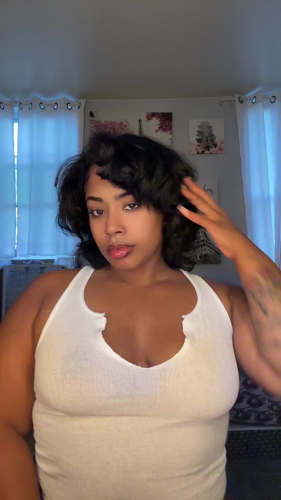 @Ambarix🌸