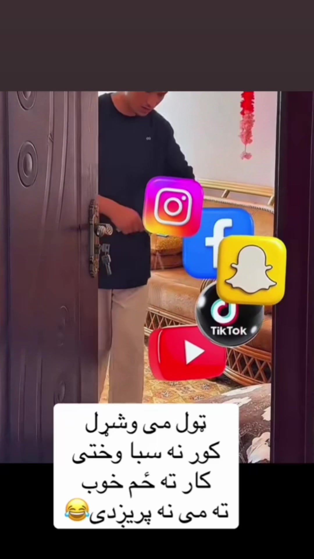 @* 🎭  Y𝓐𝓩☬꧂