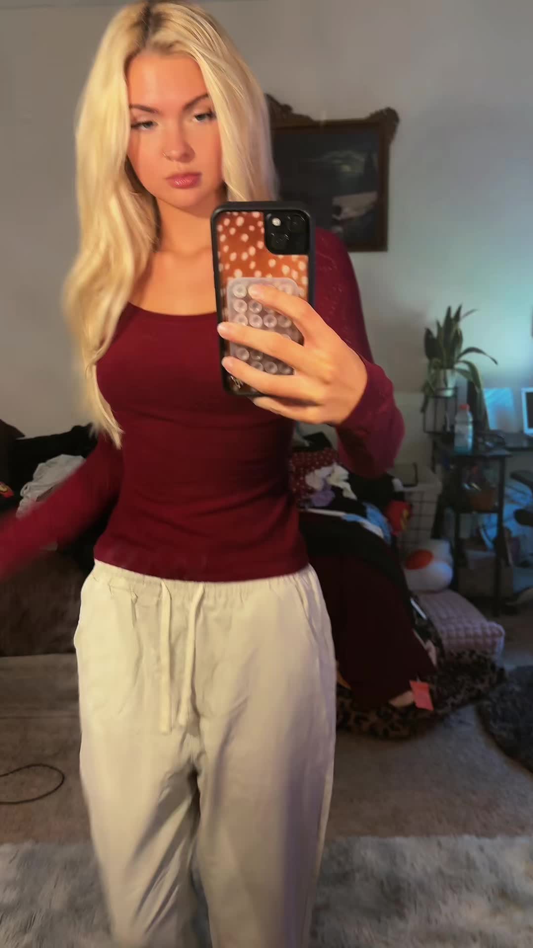 @elenacran