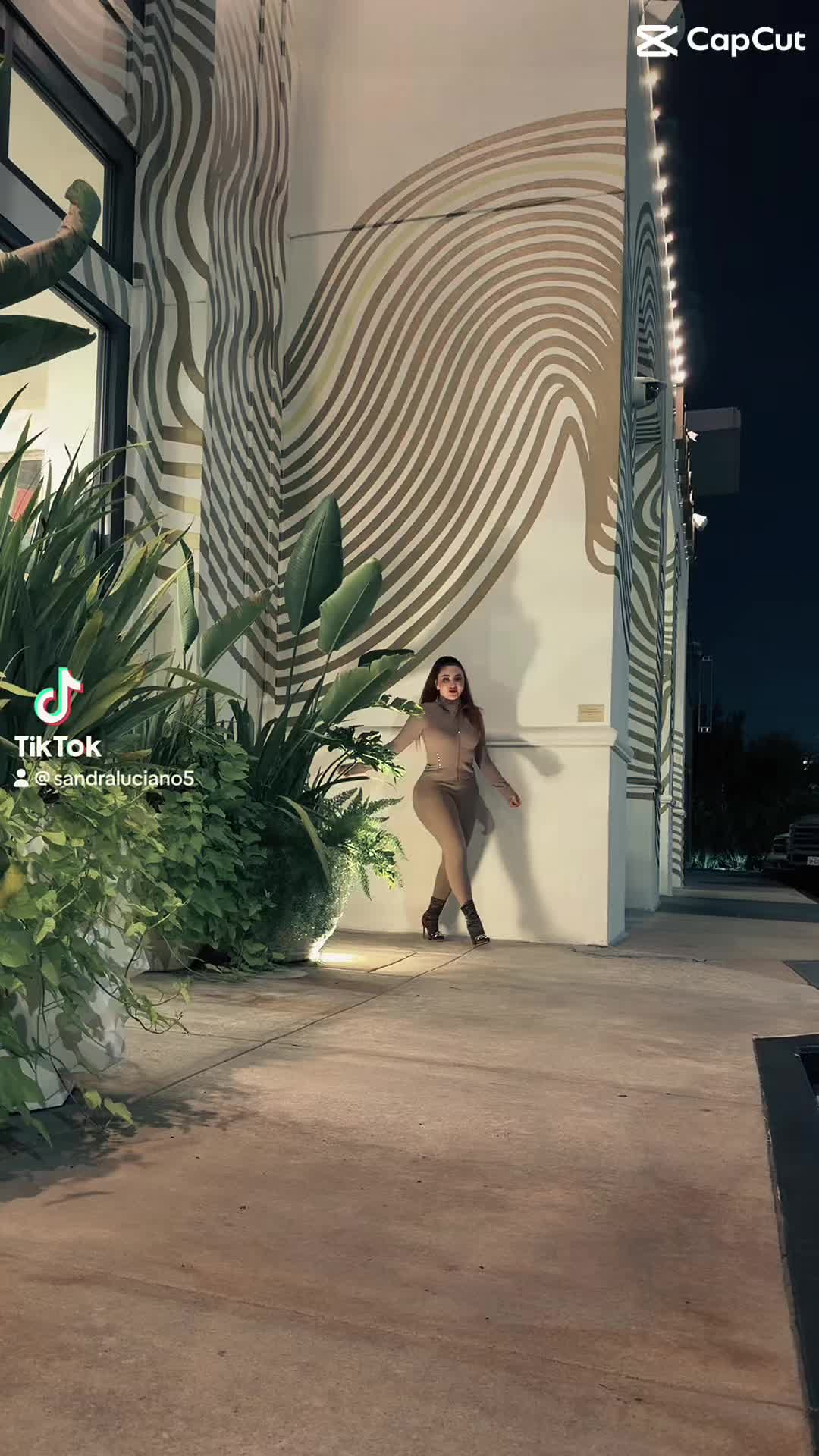 @Sandra Luciano