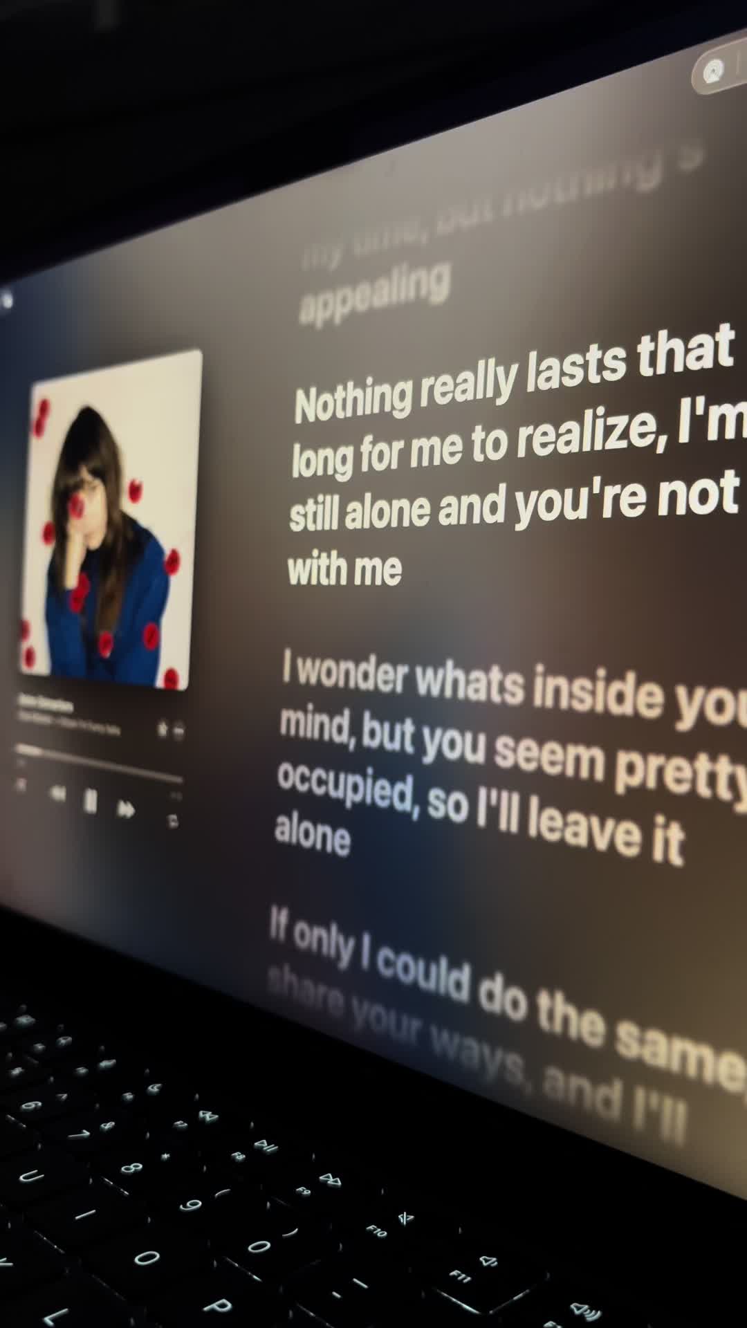 @️