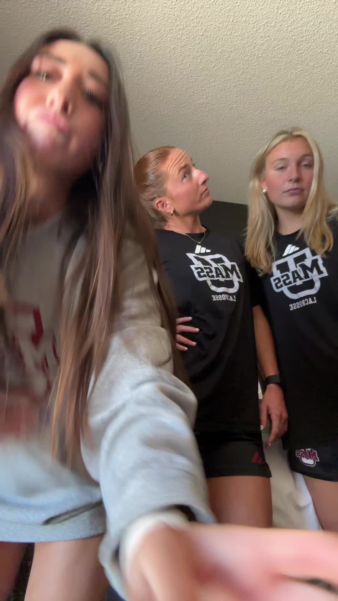 @laxgirl1313