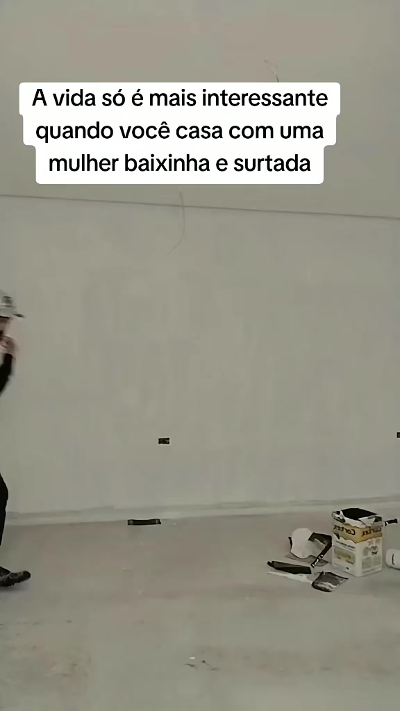 @Pedreiro debochado 🤠