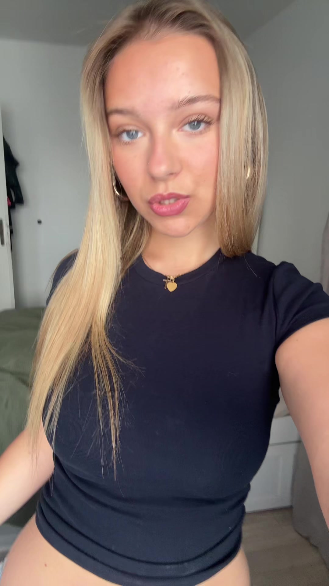 @zélie🌟
