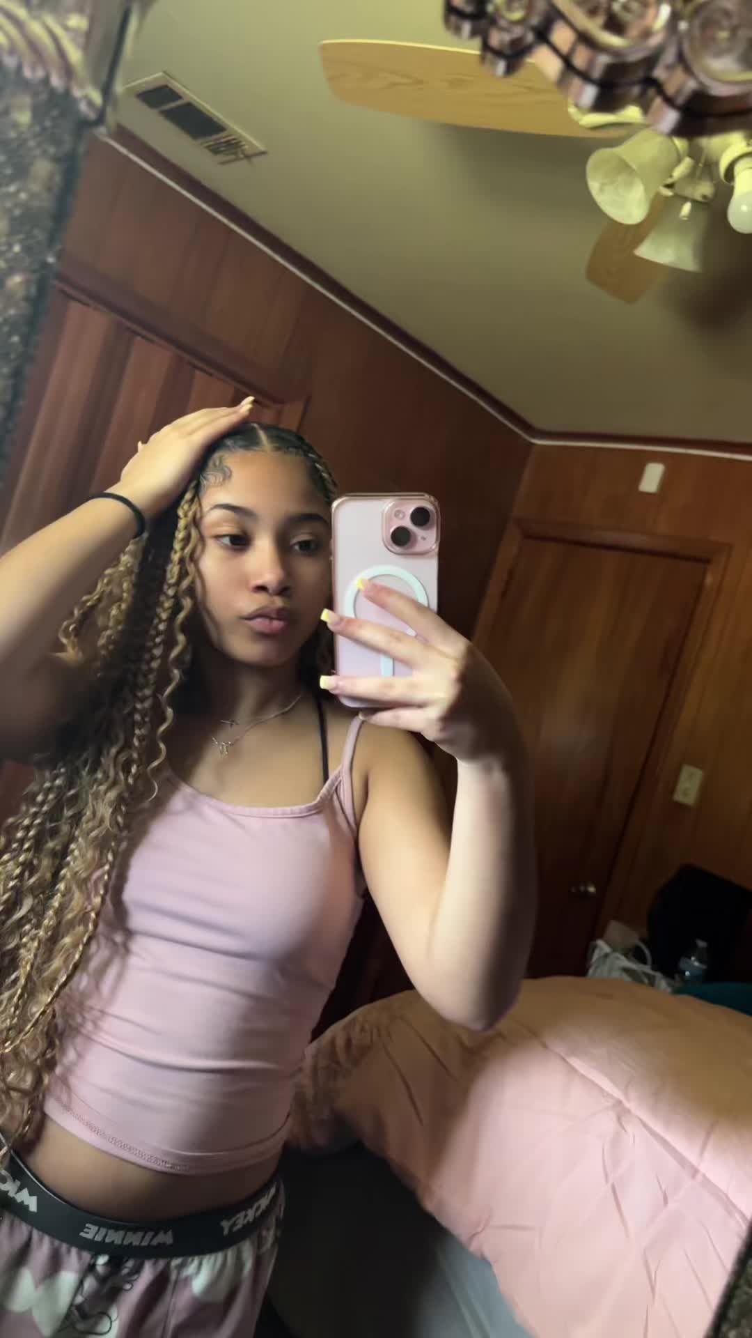 @𝗆𝖺𝖾𝖾