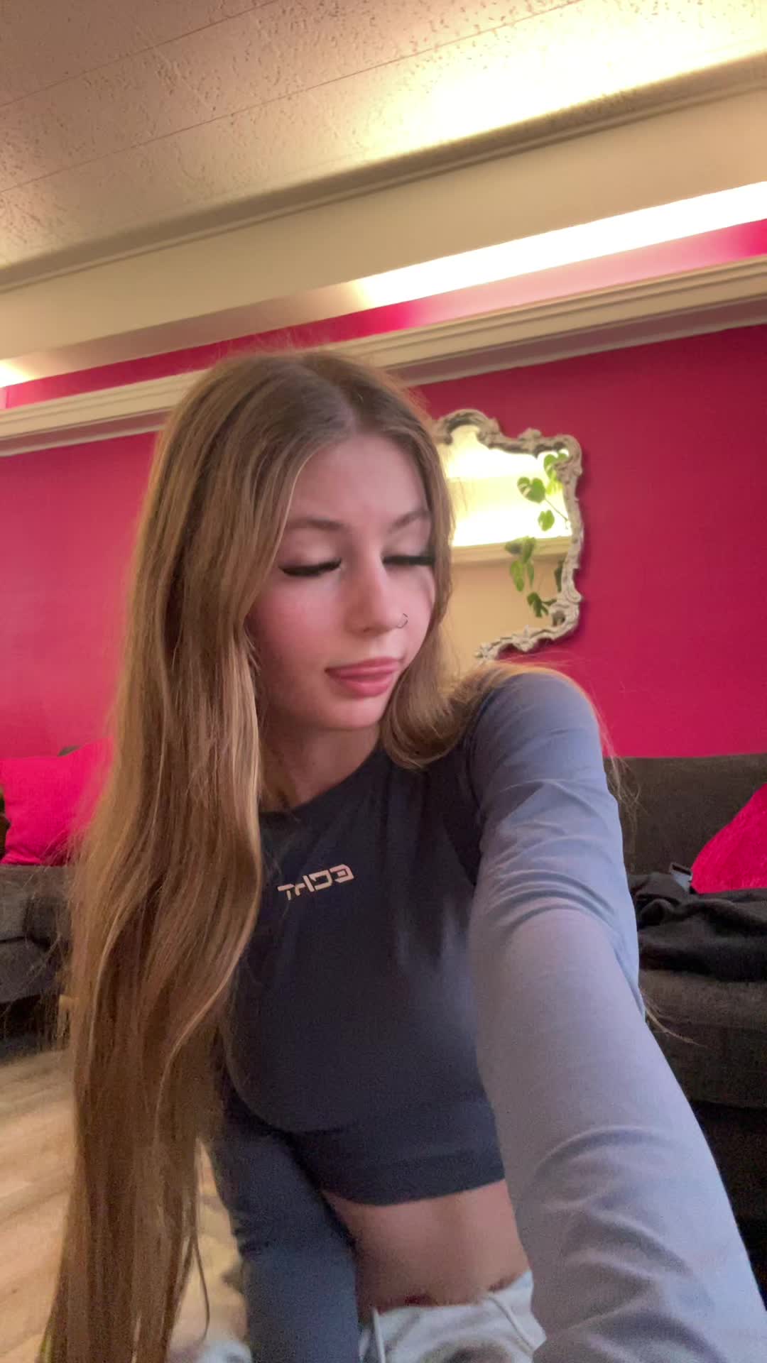 @SnowBunni โ