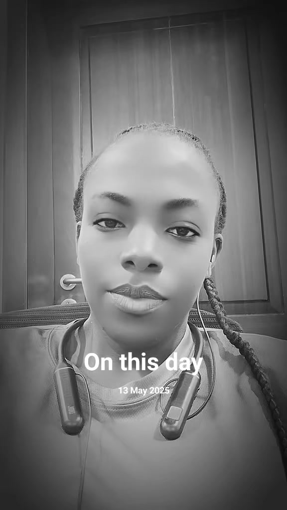 @Nana Yaa Papabi