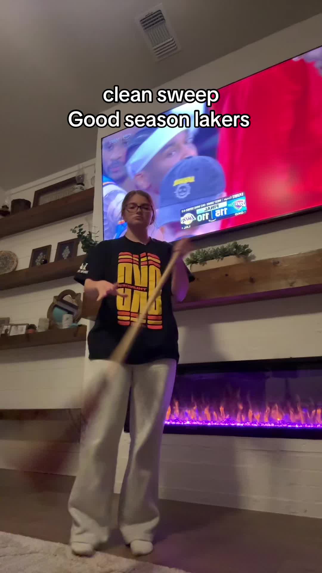 @AiNsLeE🕺🏼🪩🫧🪸🩵