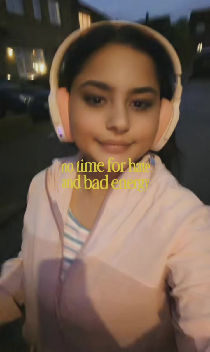 @rosiya212