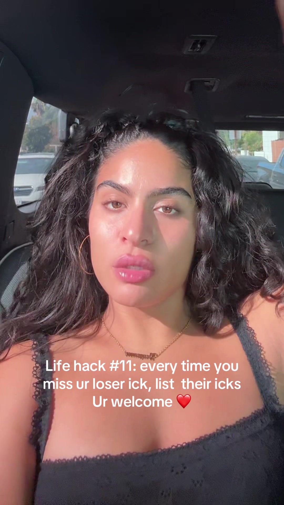 @Jessiereyez