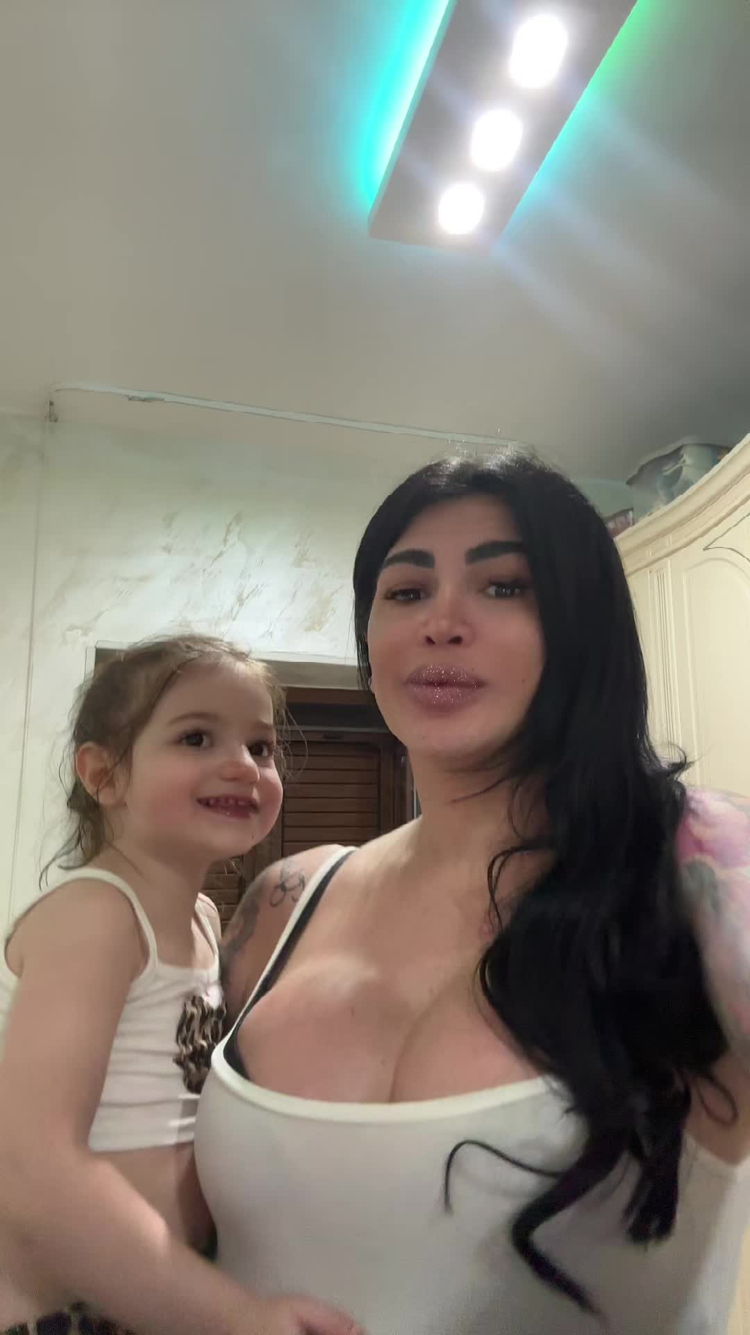 @VITTORIA CELENTANO 💎