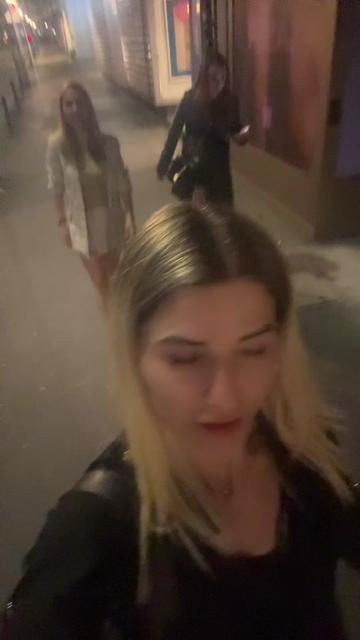 @adeluza85
