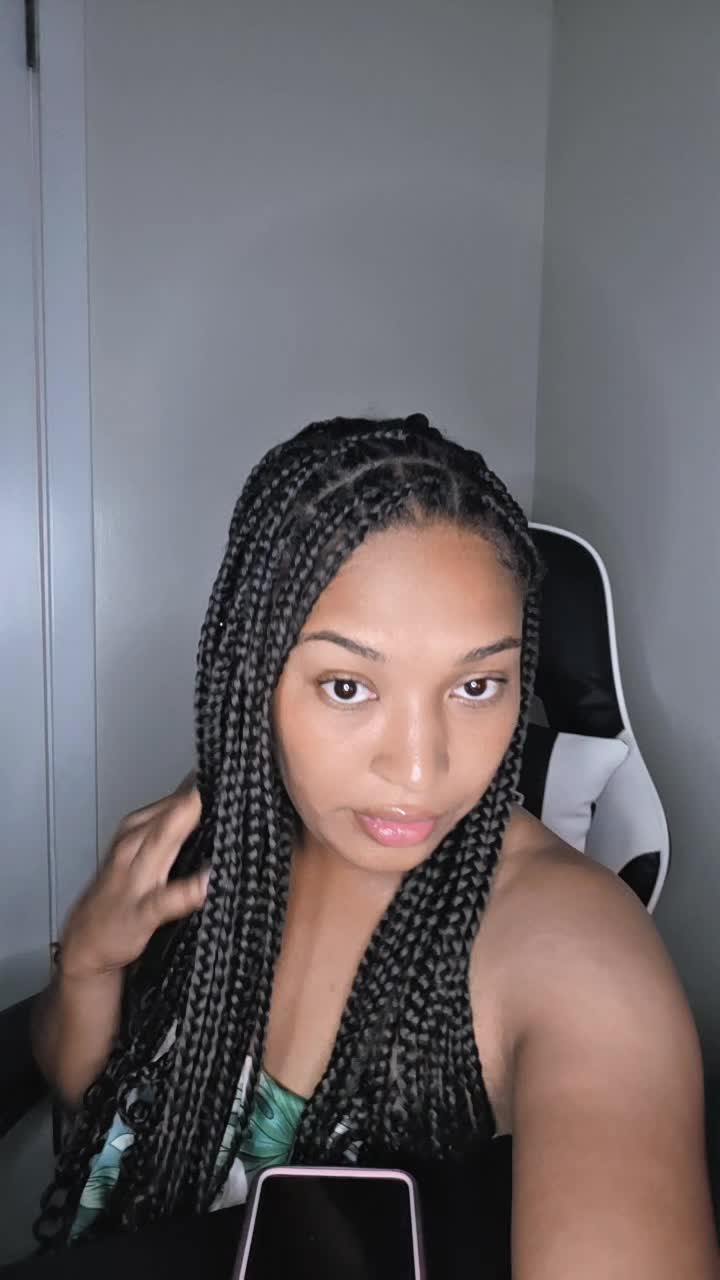 @Auribabyy