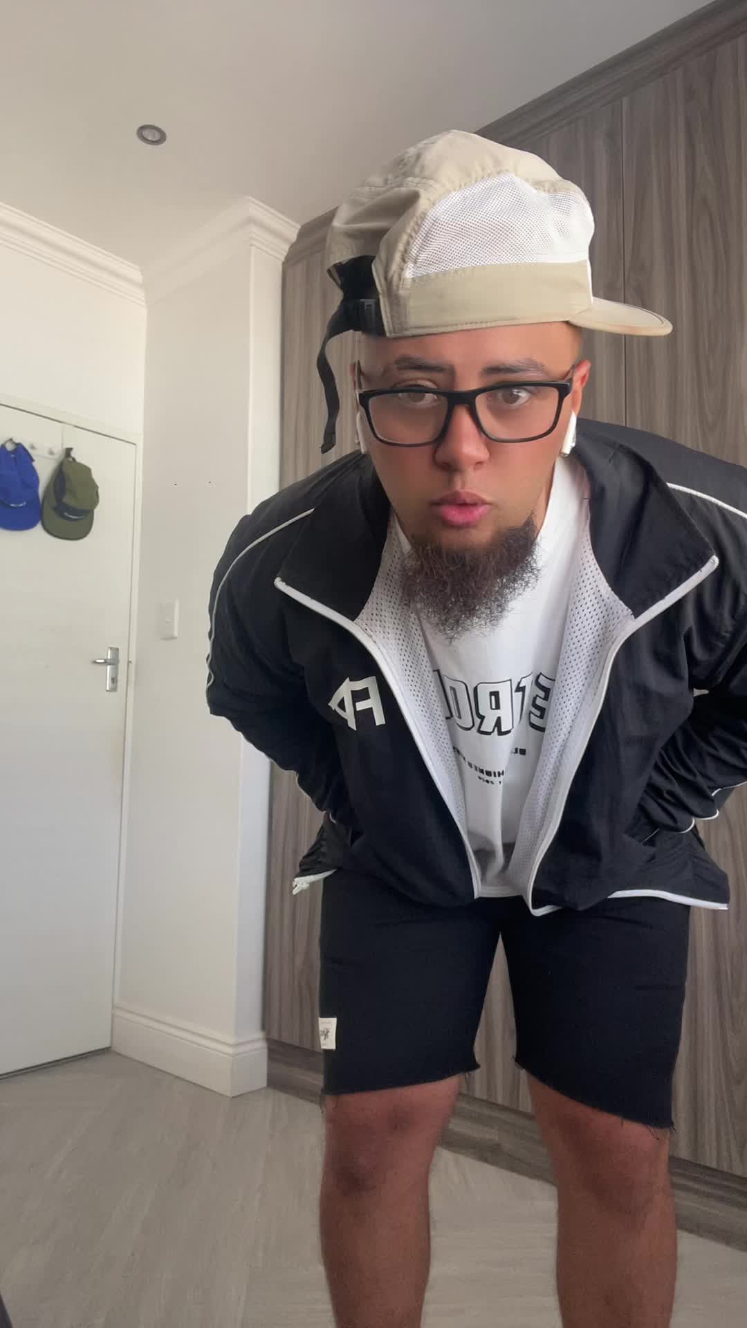 @zubi_the_mc