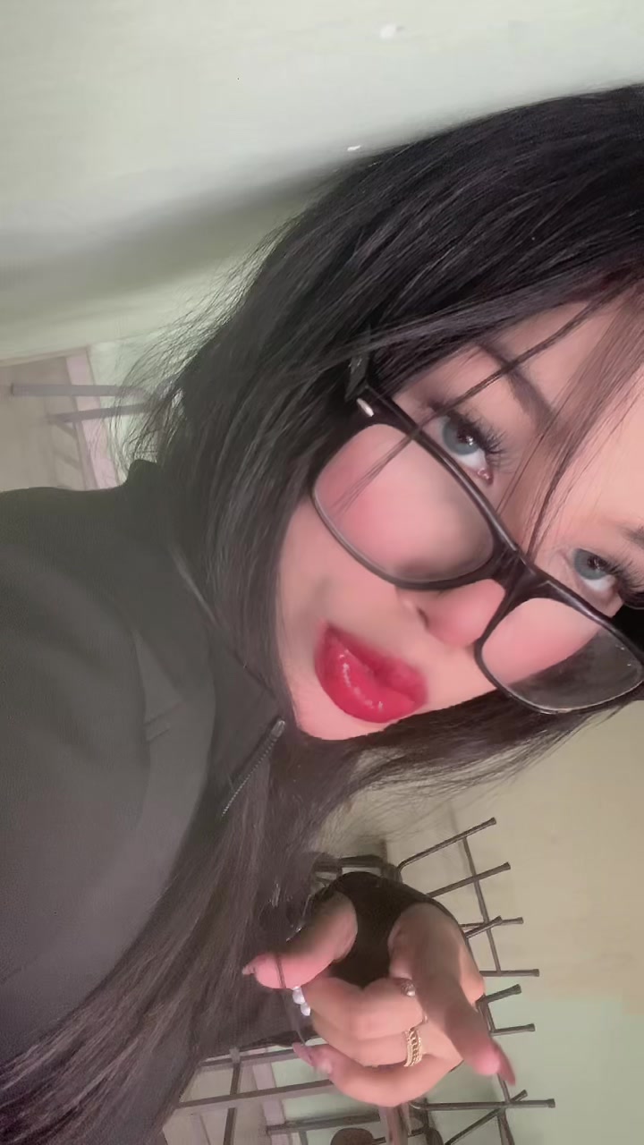 @_ashleybecerra