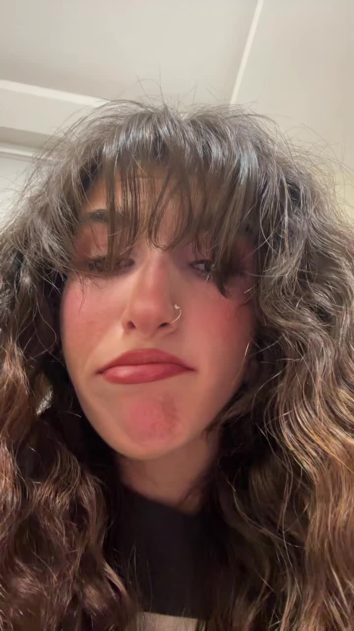 @Muffinova🧁