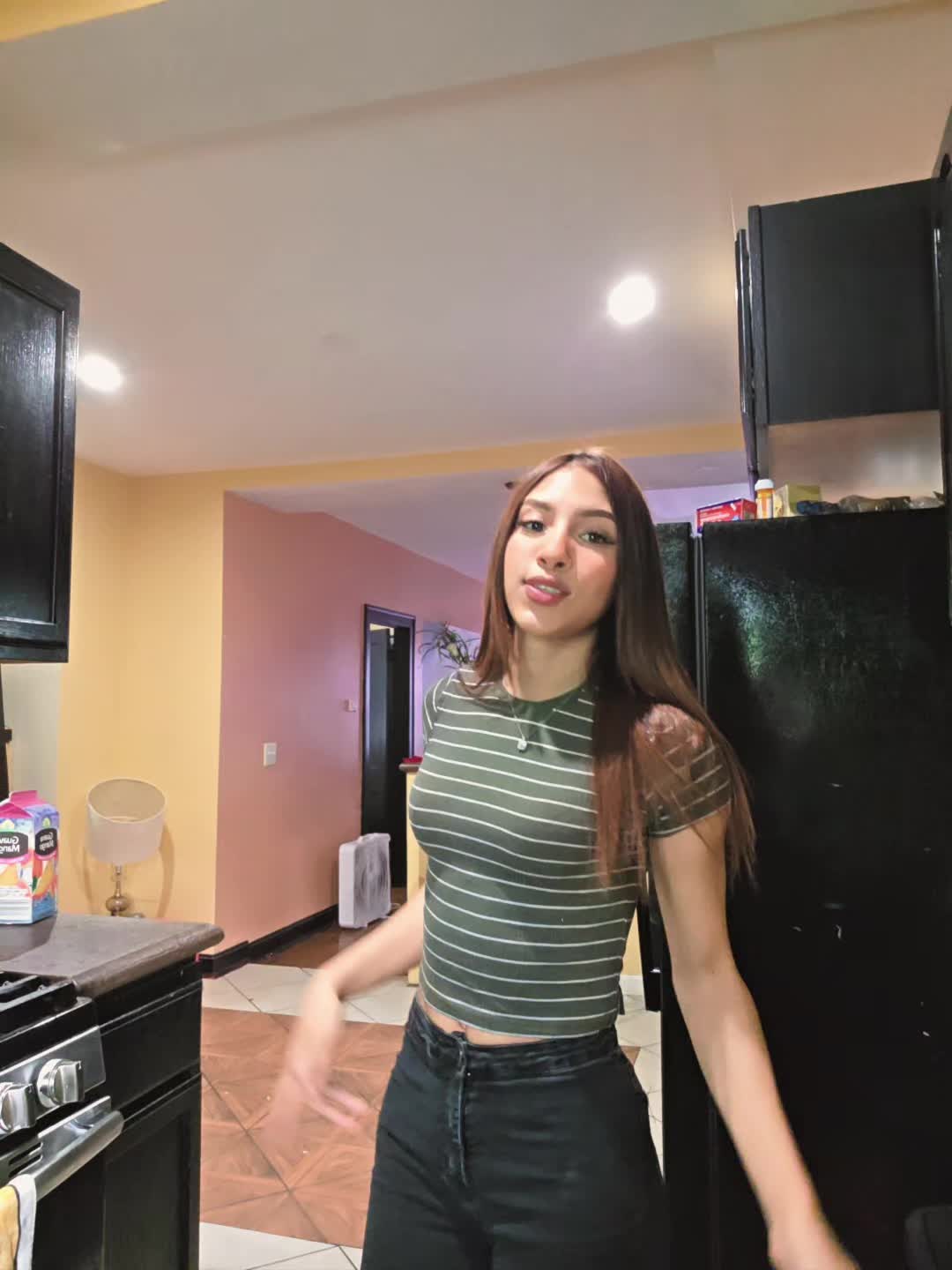 @Nikii920