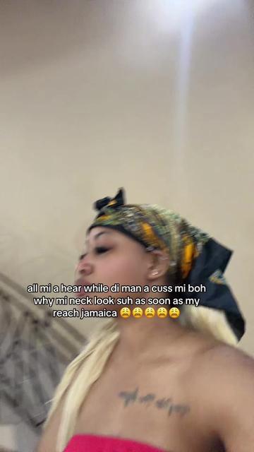 @hoodlebrity
